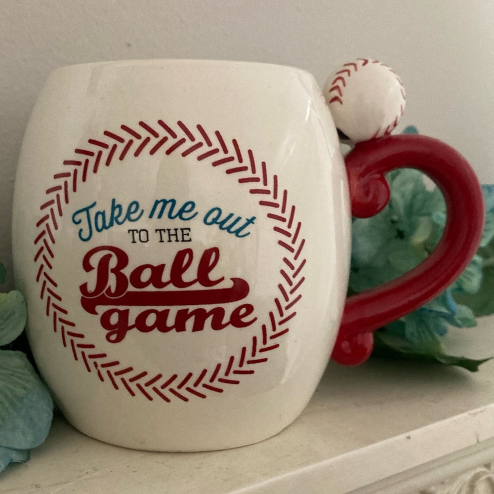 🌸 (2/$20) 18oz Baseball Mug